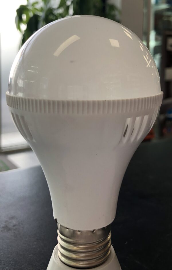 LAMPADA A SFERA IN PLASTICA A LED 9W E27 4000K - GIGRA LINE ELSFE278/840