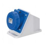 Presa Industriale Parete Inclinata IP67 16A 220V 2P+T - ELETTROCANALI SERIE CIVILI EC692561