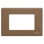 placca a tre posti Màtix in alluminio color bronzo - BTICINO LEGRAND 503/3A/BR