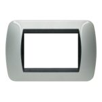 placca a tre posti di colore alluminio - BTICINO LEGRAND L4803AL