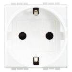 Presa 2P+T 16A 250 Vac Tedesco/Italiana con contatti laterali - BTICINO LEGRAND N4141