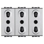 presa triplex 2P+T 10/16A 250 Vac - BTICINO LEGRAND NT4180/3
