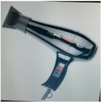 Asciugacapelli professionale prodotto in Italia.Il phon professionale PRO 3000 emettendo getti di aria calda regolabile a due velocità e fino a 4 calorie, consente l'asciugatura dei capelli eliminando - COD. PRO 3000