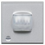 Rivelatore volumetrico di presenza Axolute a raggi infrarossi passivi con livello di sensibilità regolabile - BTICINO LEGRAND HC4610